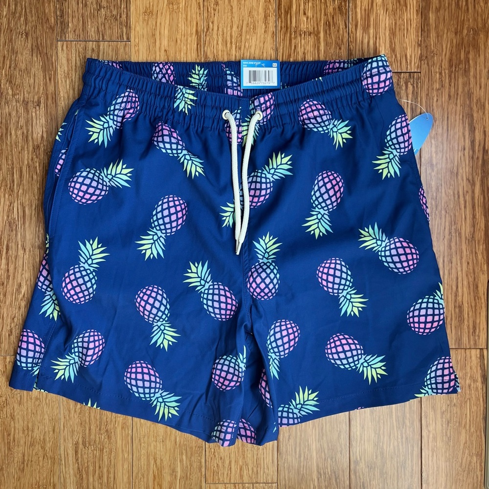 Wave Zone Pineapple Print Men Swim Shorts Navy size Medium swim trunks